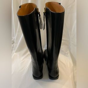 BRAND NEW BLACK TORY BURCH BOOT